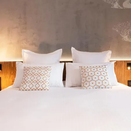 Voulezvous By Les Etincelles 5* Тинь