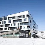 Voulezvous By Les Etincelles Tignes