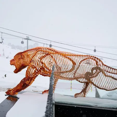 Voulezvous By Les Etincelles Tignes